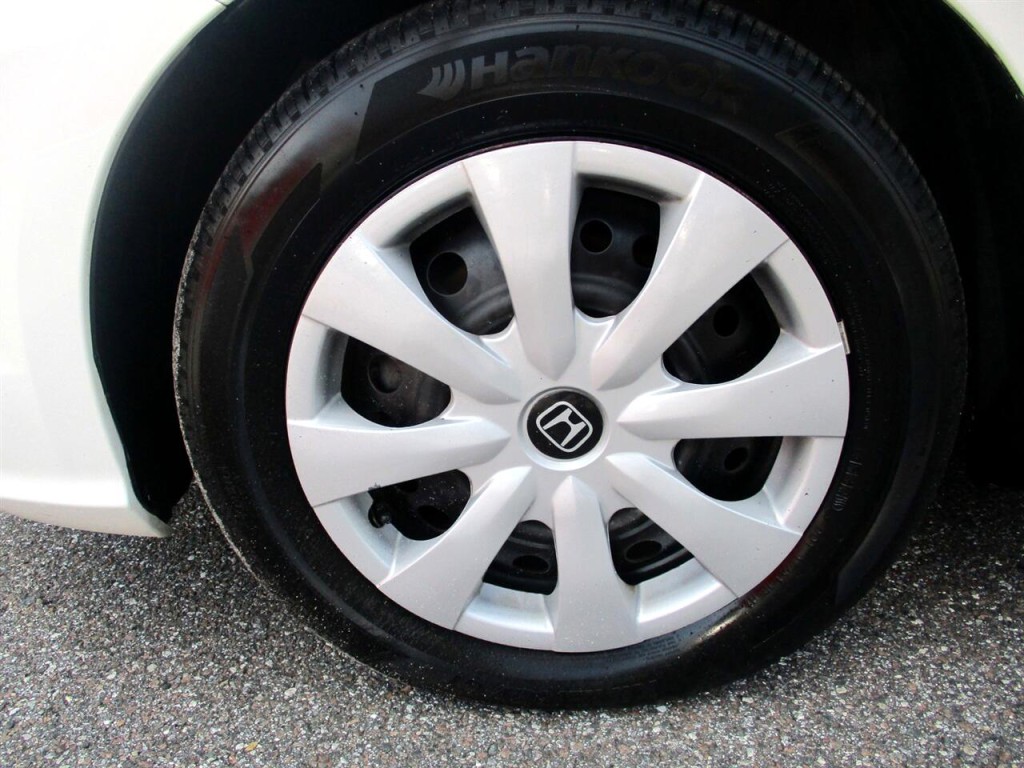 2013 Honda Fit Image 9