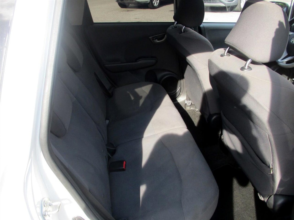 2013 Honda Fit Image 22