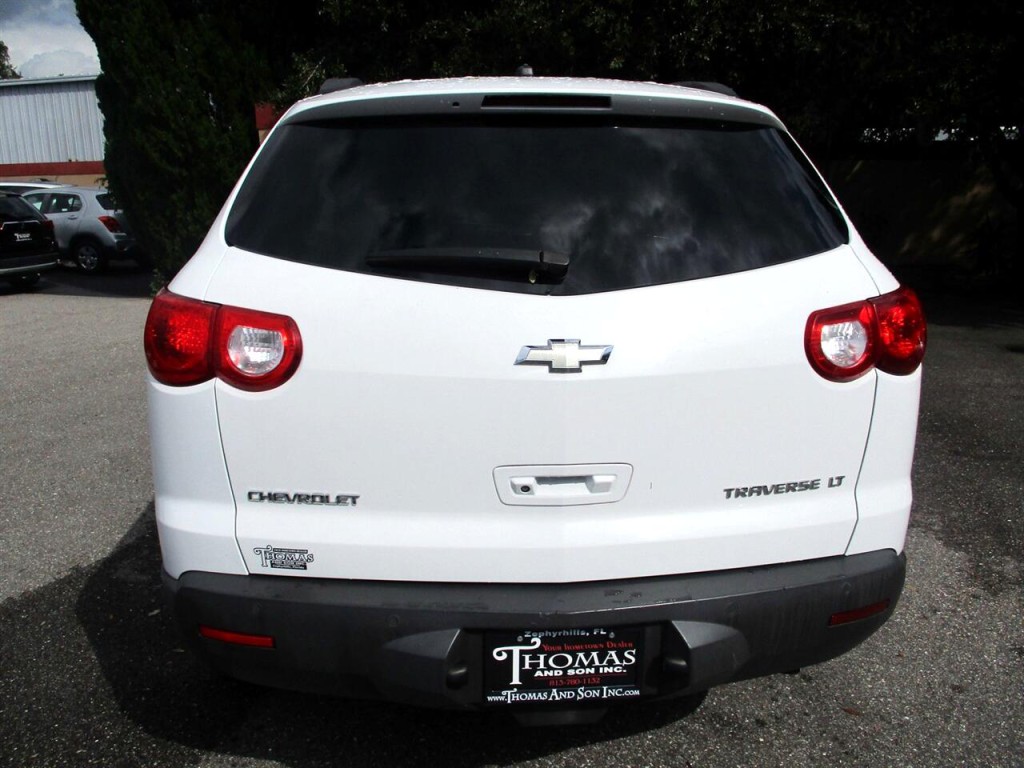 2009 Chevrolet Traverse Image 4