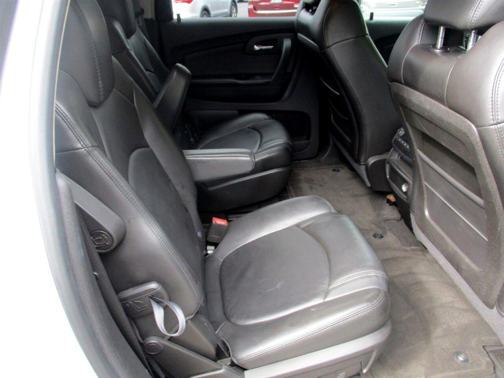 2009 Chevrolet Traverse Image 24