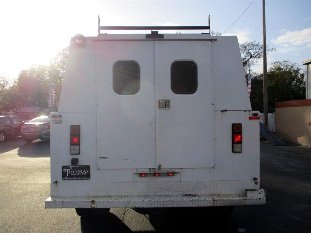 2004 Chevrolet Silverado 1500 Image 4