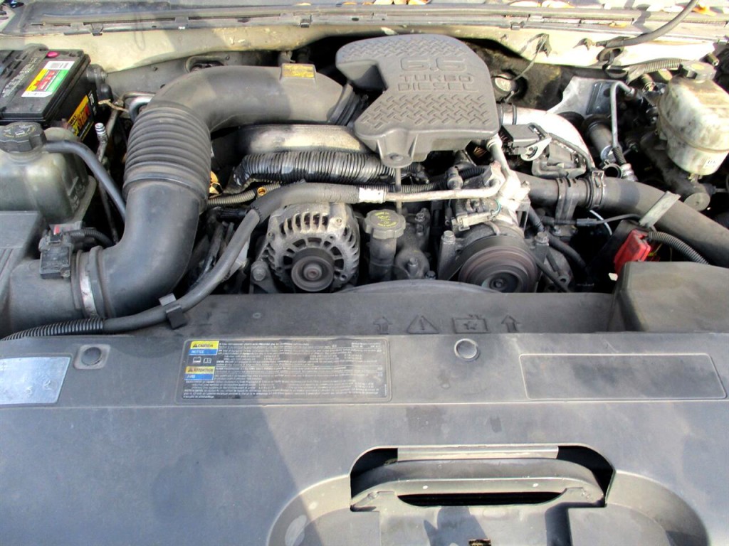 2004 Chevrolet Silverado 1500 Image 10