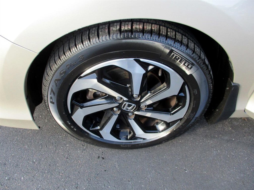 2016 Honda Accord Image 10