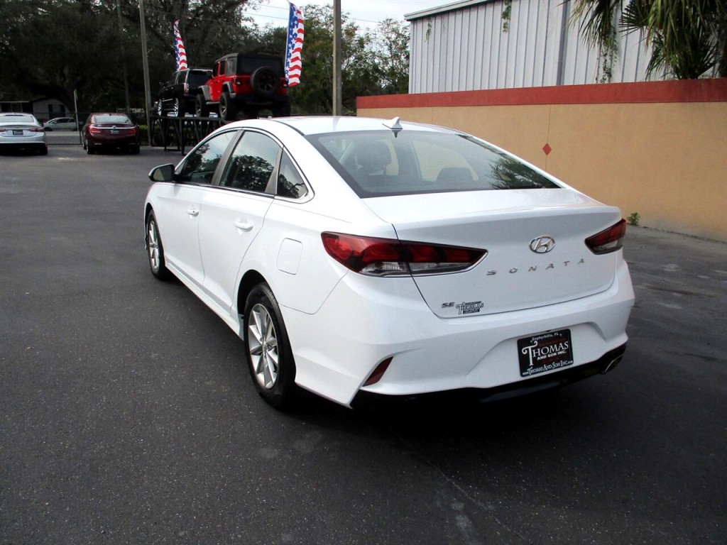 2018 Hyundai Sonata Image 3