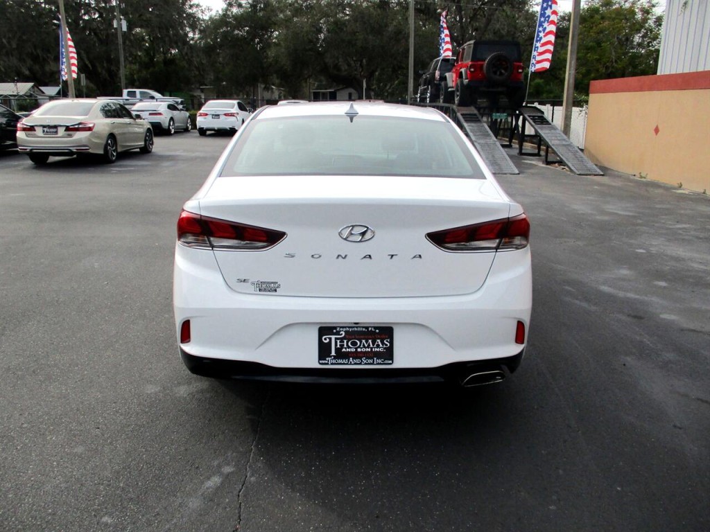 2018 Hyundai Sonata Image 4
