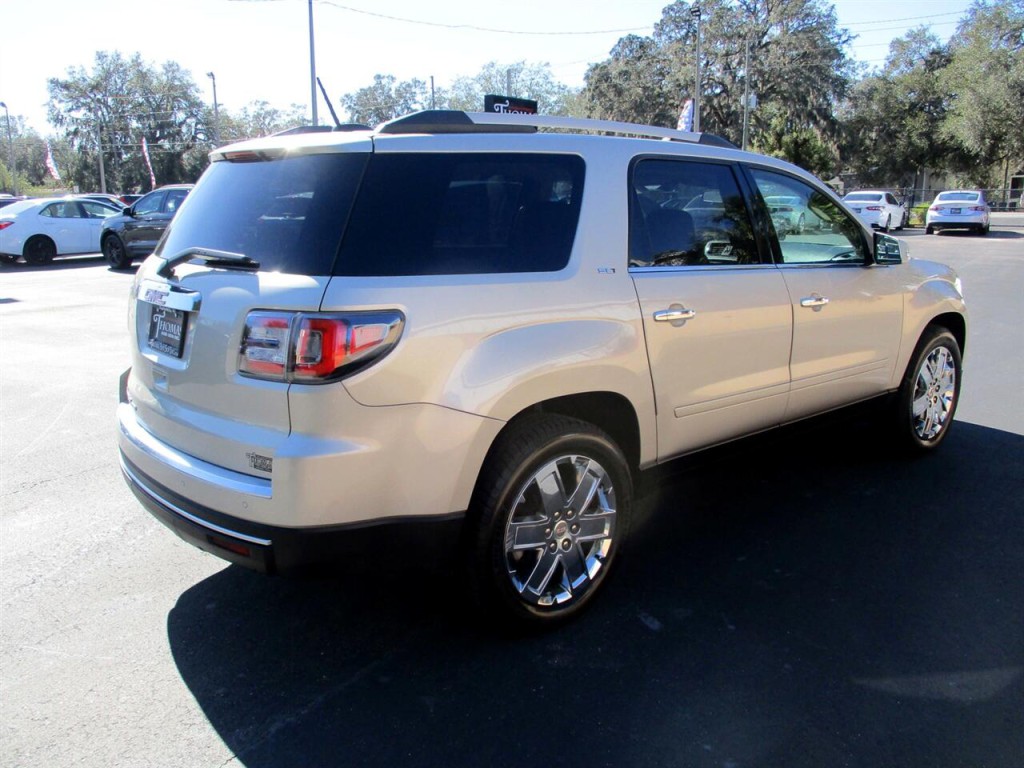 2017 GMC Acadia Image 5