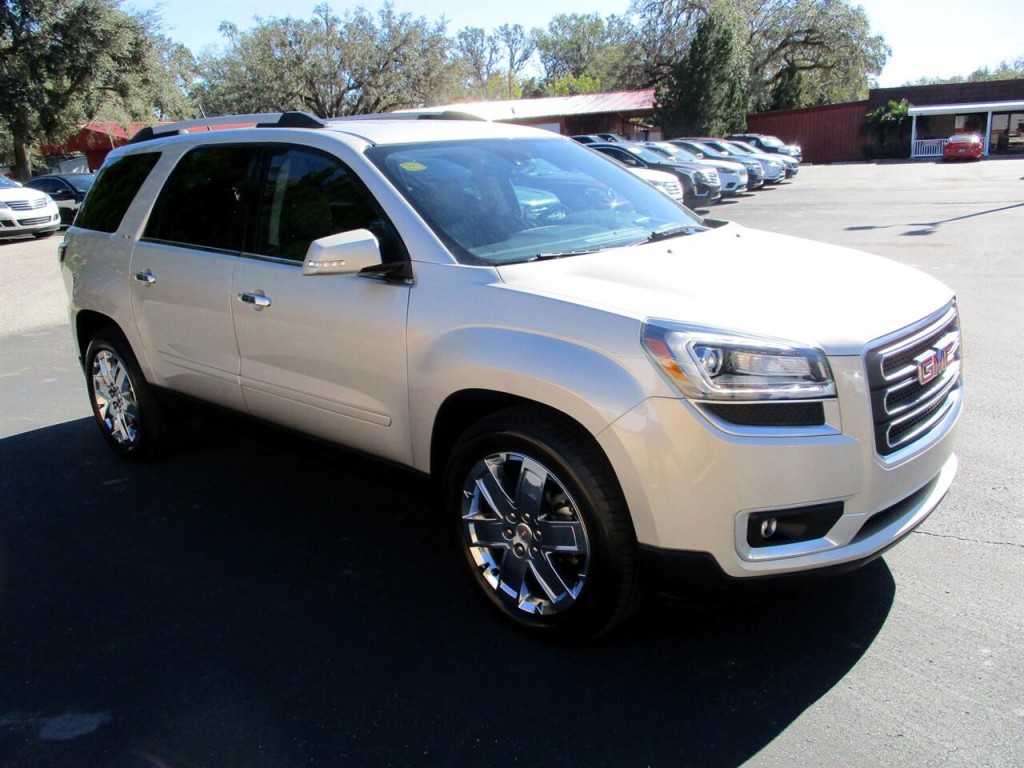 2017 GMC Acadia Image 7