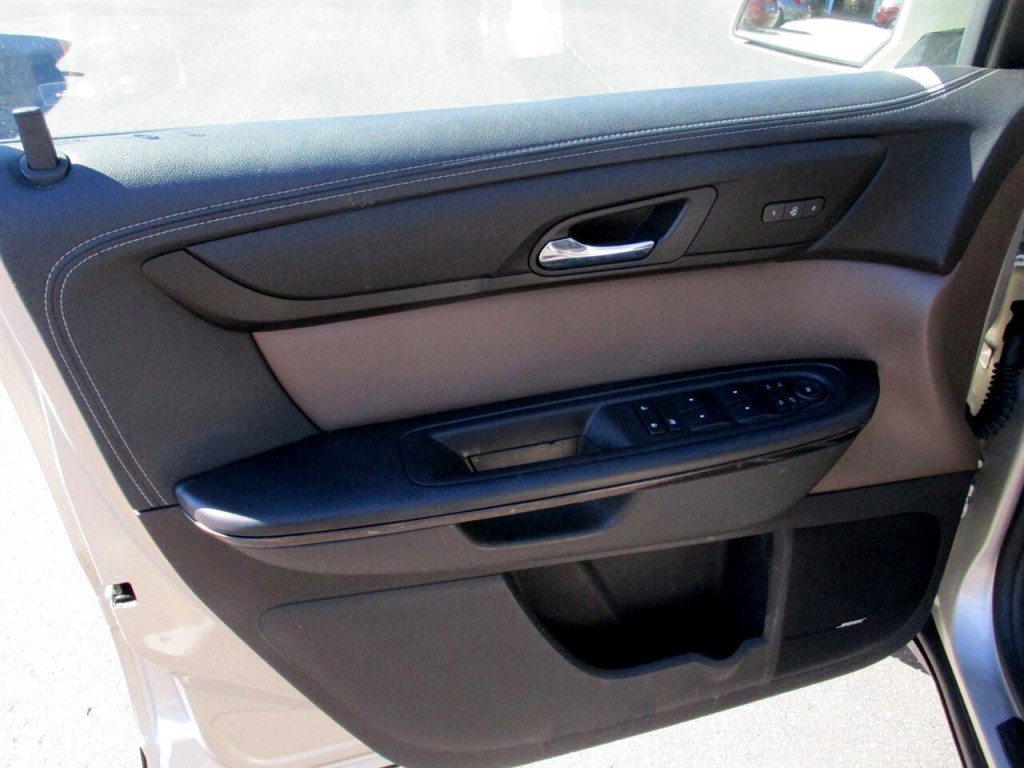 2017 GMC Acadia Image 19