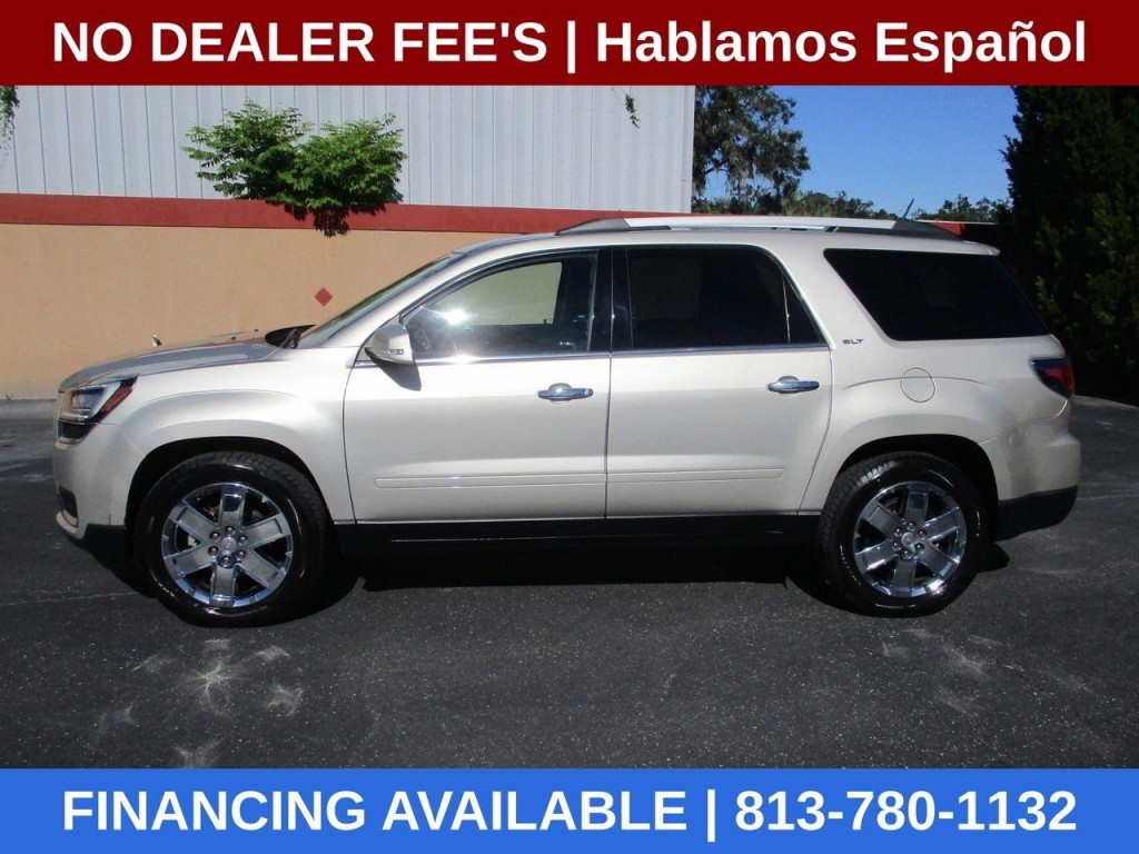 2017 GMC Acadia Image 2