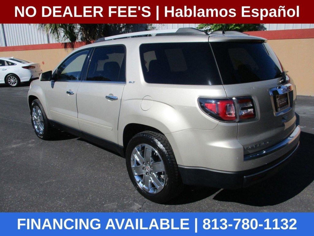 2017 GMC Acadia Image 3