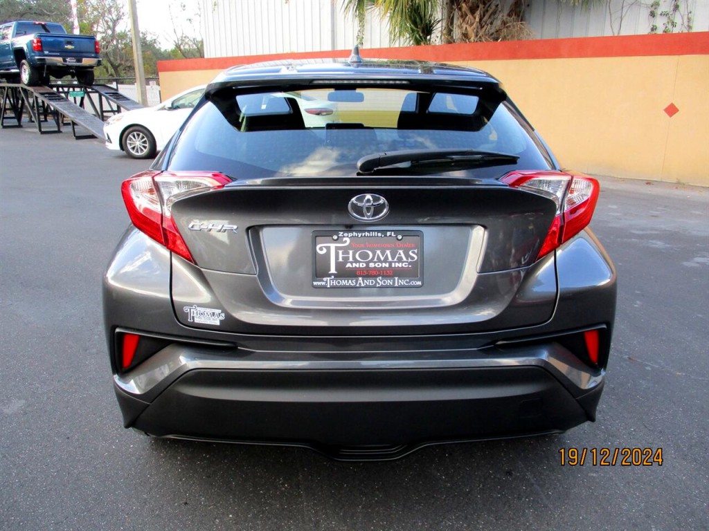 2021 Toyota C-HR Image 4