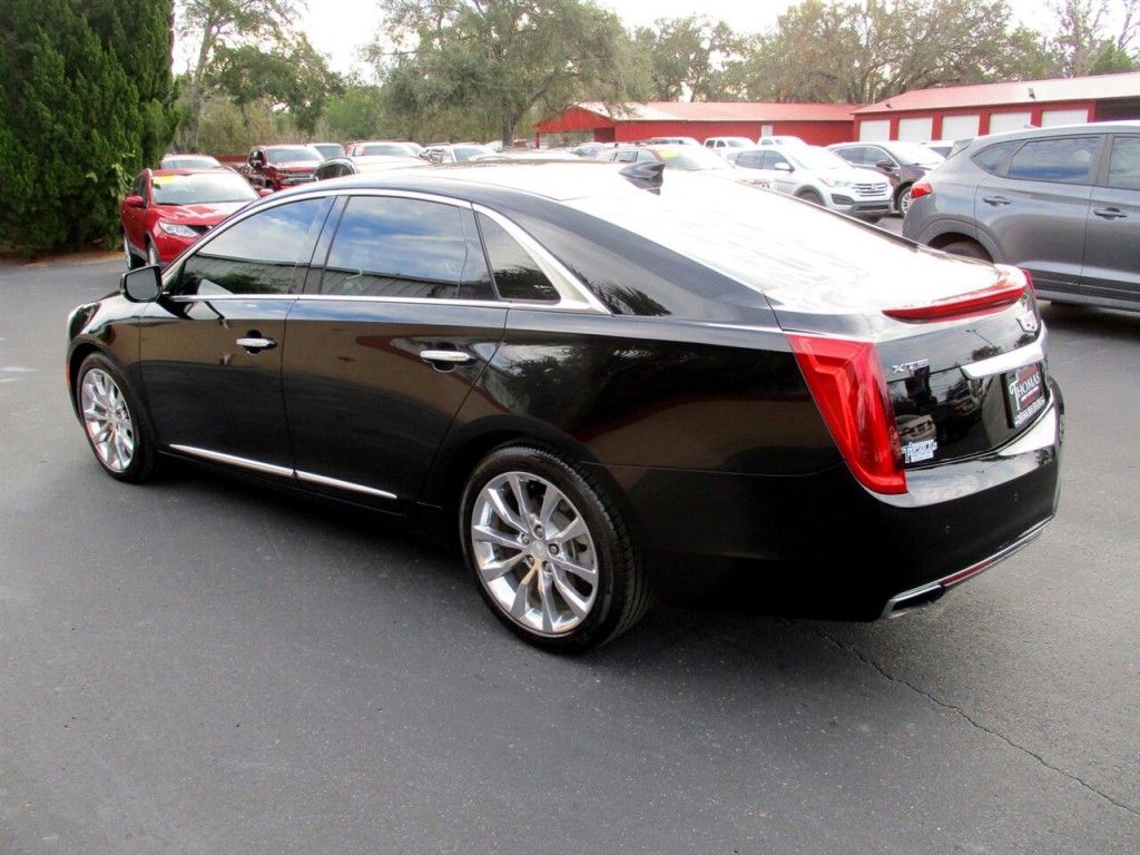 2016 Cadillac XTS Image 3