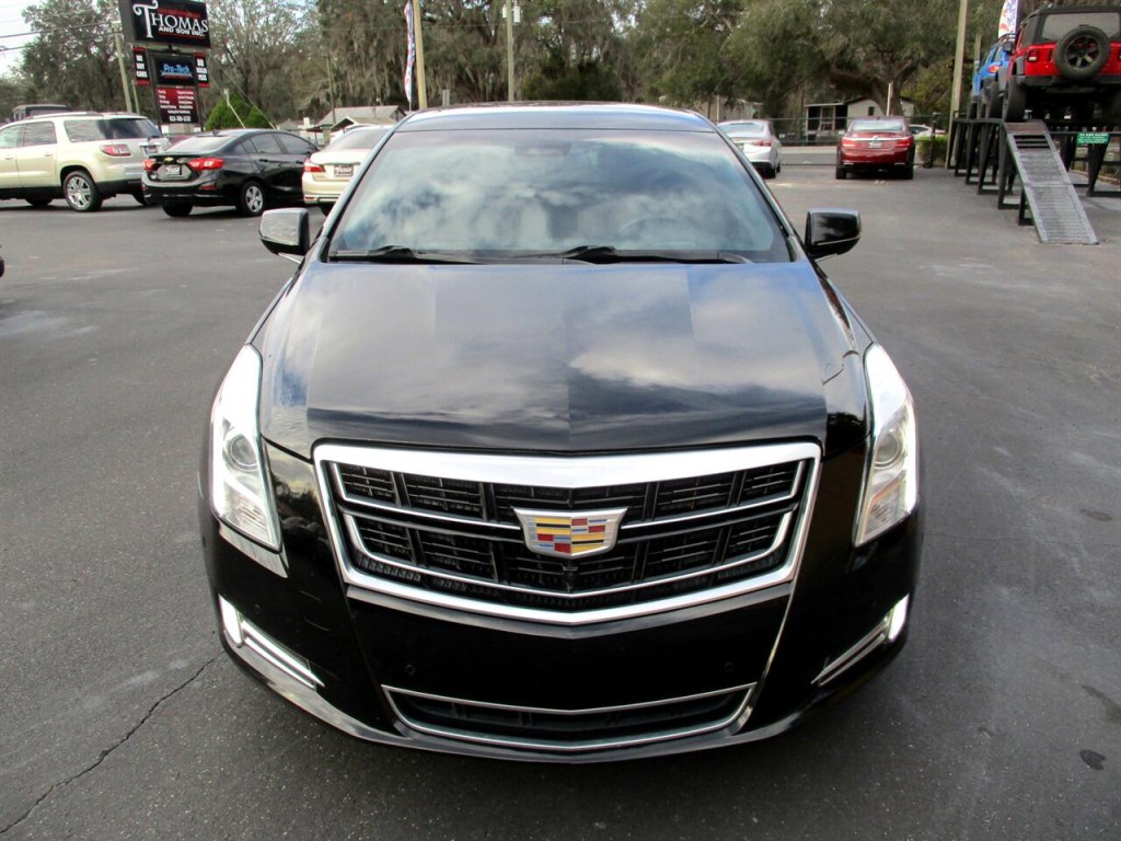 2016 Cadillac XTS Image 8