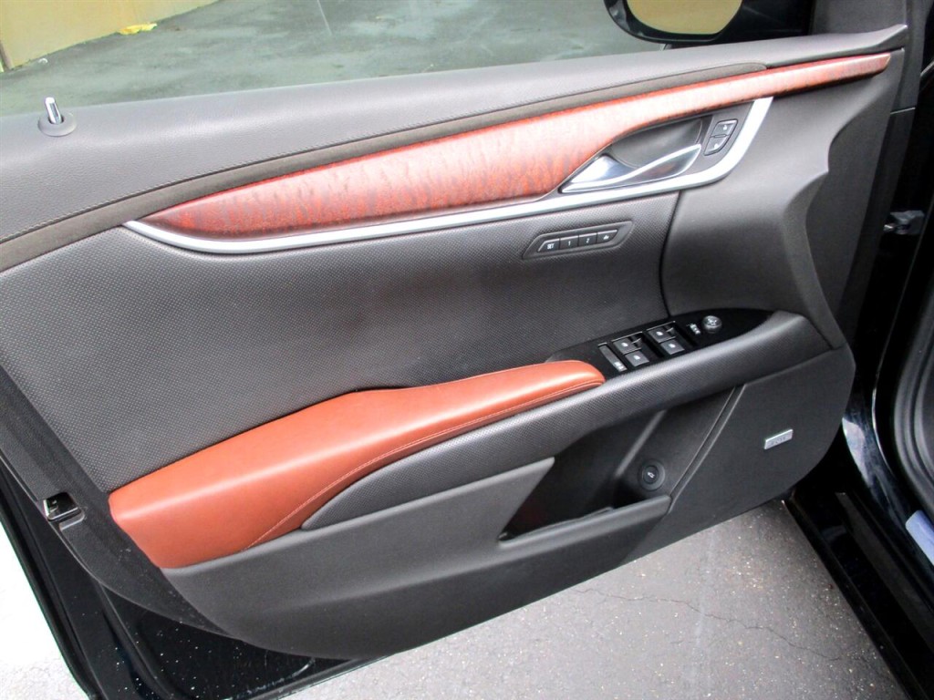 2016 Cadillac XTS Image 20