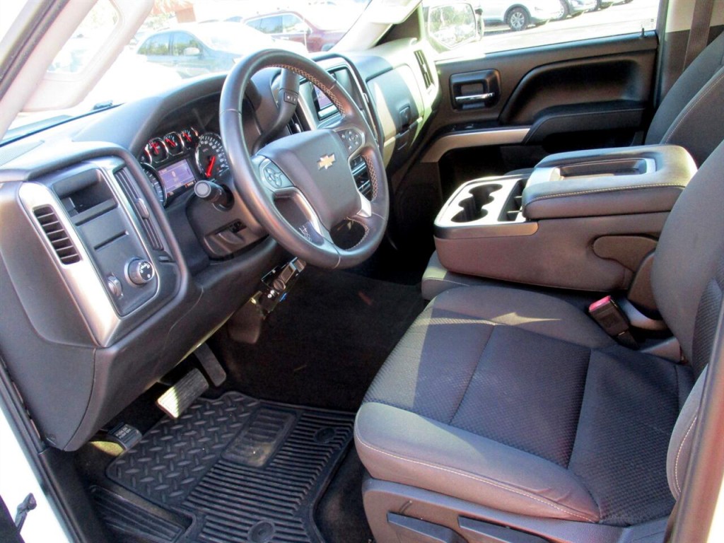 2015 Chevrolet Silverado 1500 Image 17