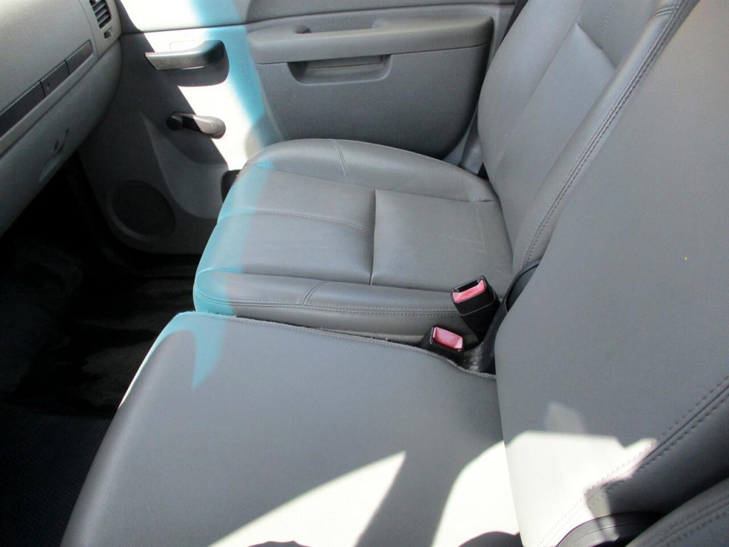 2011 Chevrolet Silverado 1500 Image 16