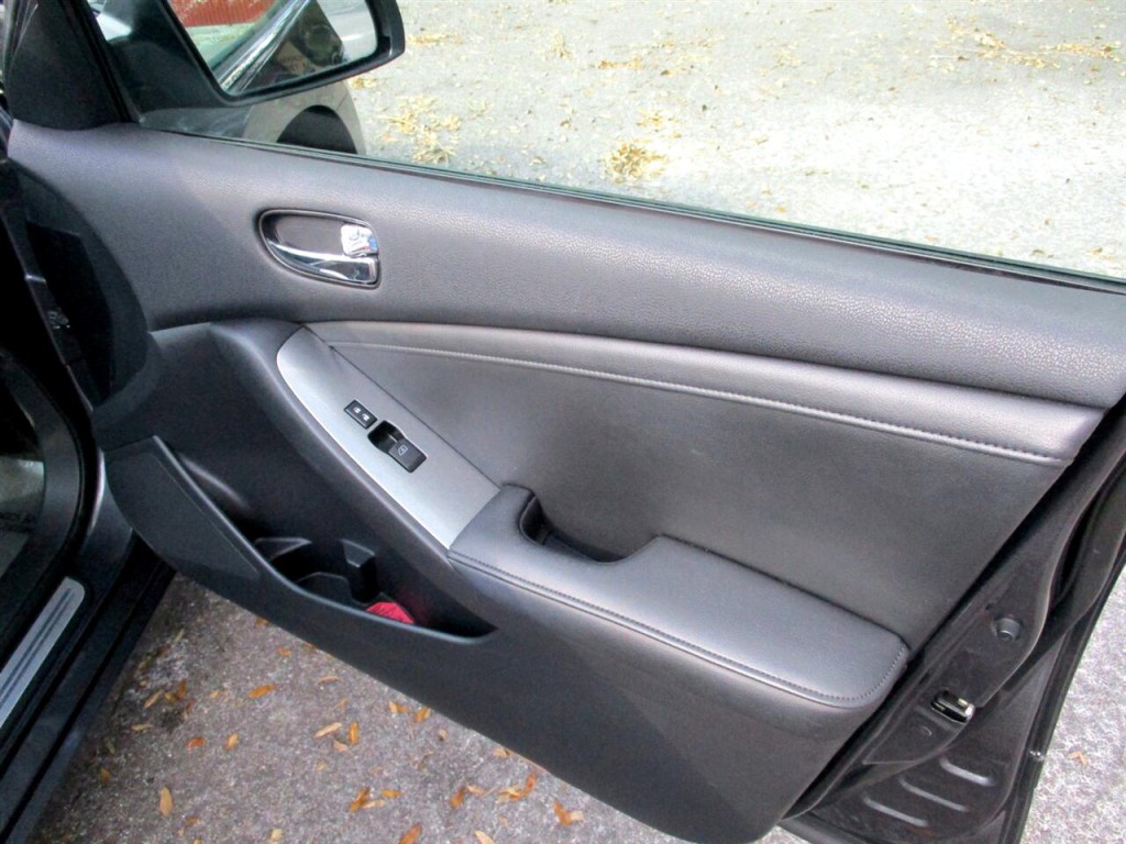 2012 Nissan Altima Image 26