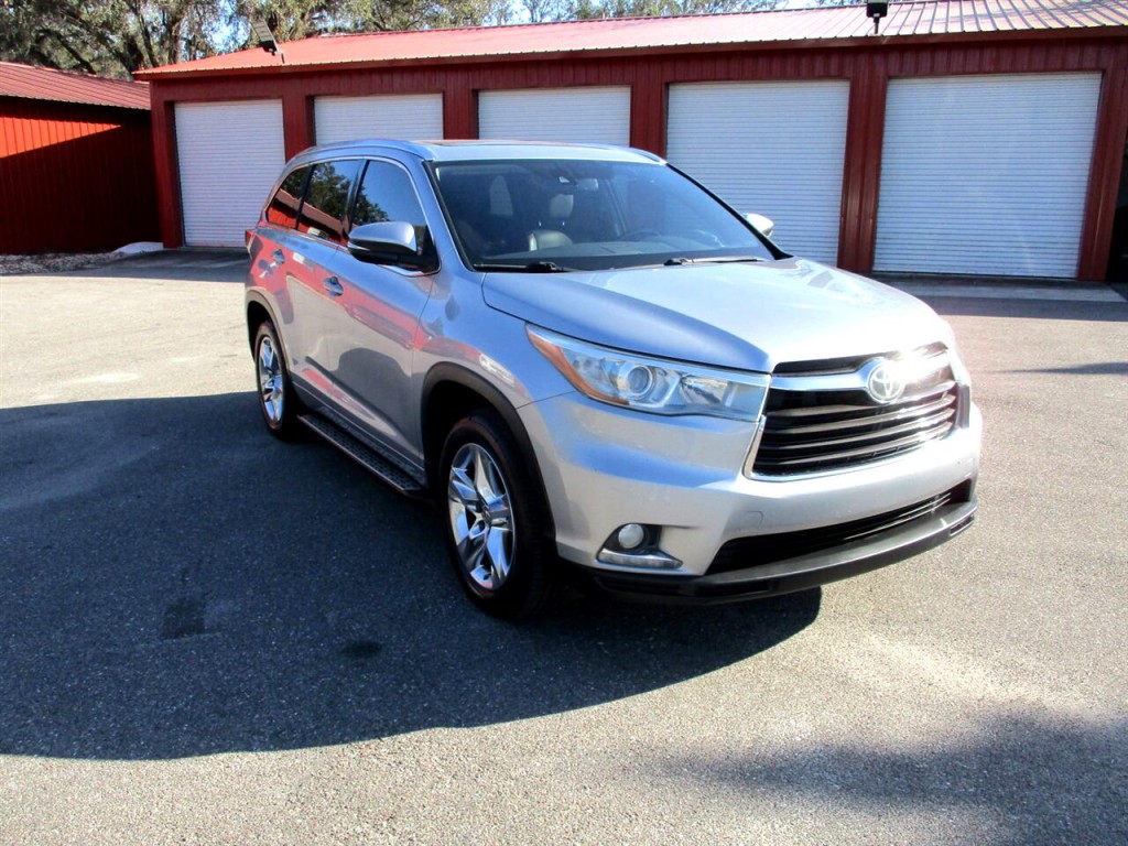 2015 Toyota Highlander Image 7