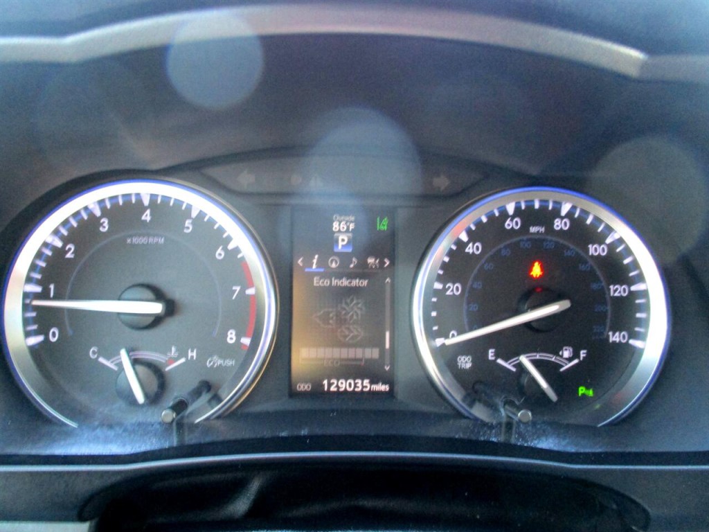 2015 Toyota Highlander Image 13