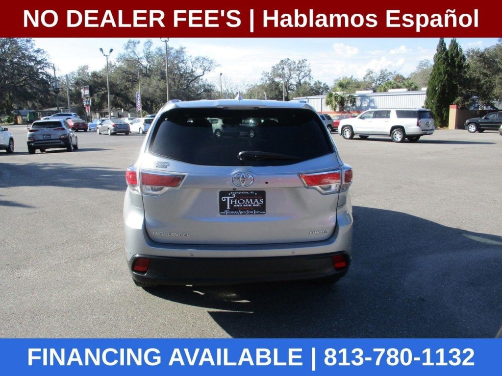 2015 Toyota Highlander Image 4
