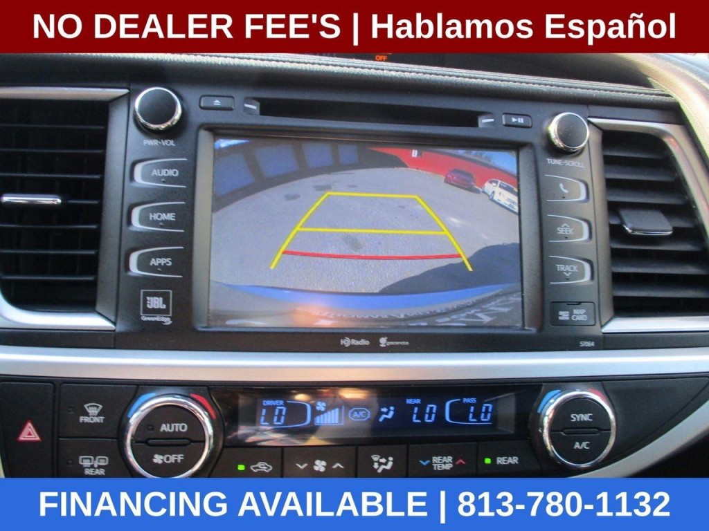 2015 Toyota Highlander Image 16