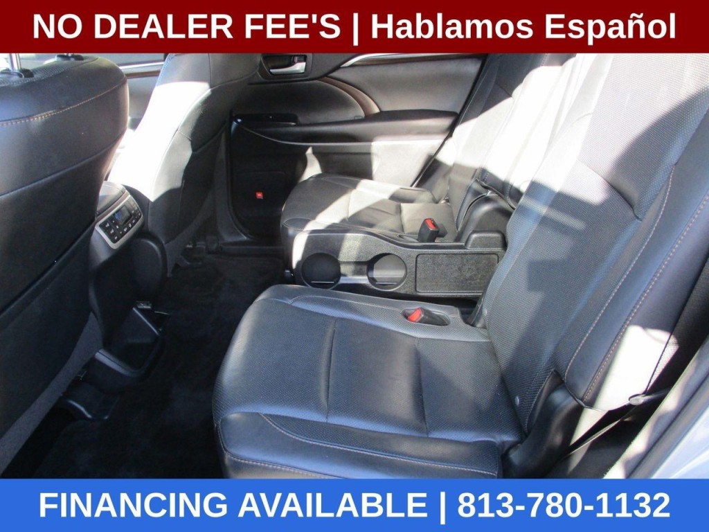 2015 Toyota Highlander Image 21