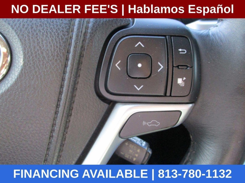 2015 Toyota Highlander Image 13