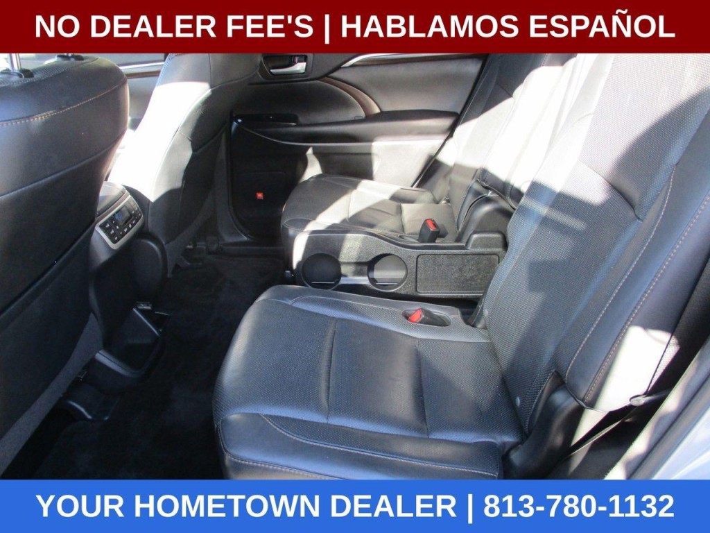 2015 Toyota Highlander Image 20