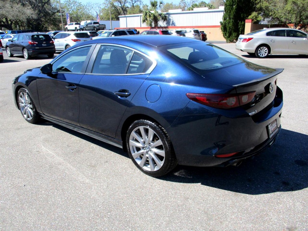 2021 Mazda Mazda3 Image 3
