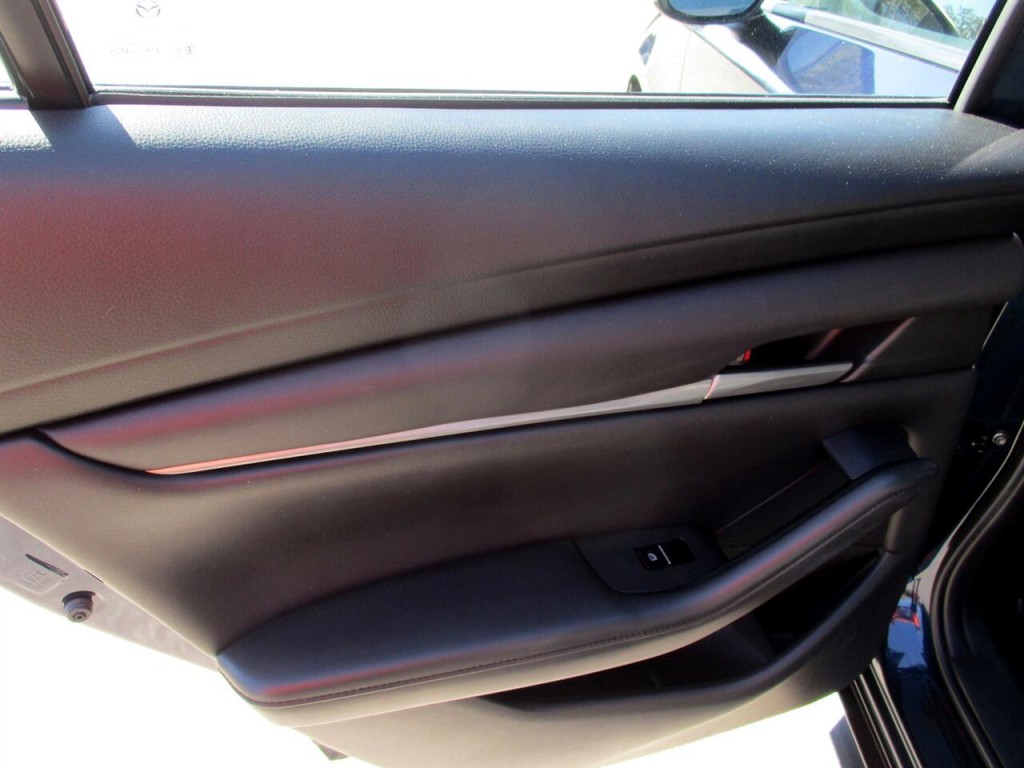 2021 Mazda Mazda3 Image 21