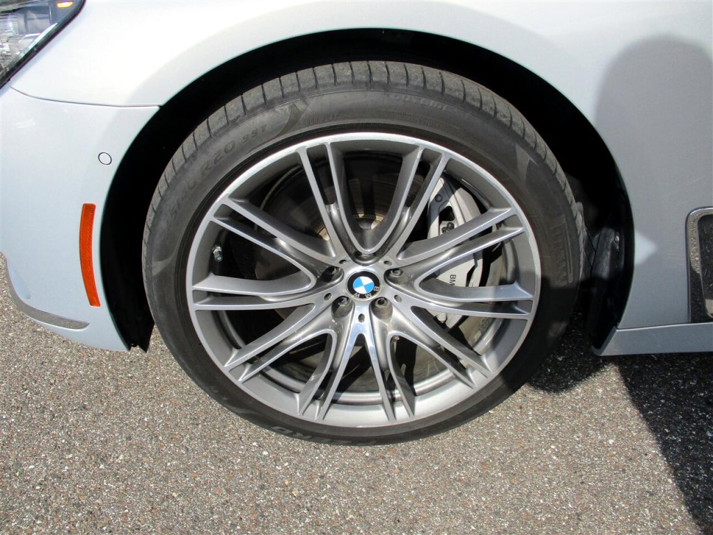 2018 BMW 7 Series Image 10