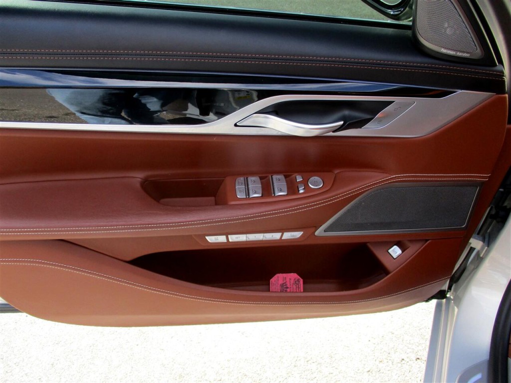 2018 BMW 7 Series Image 11