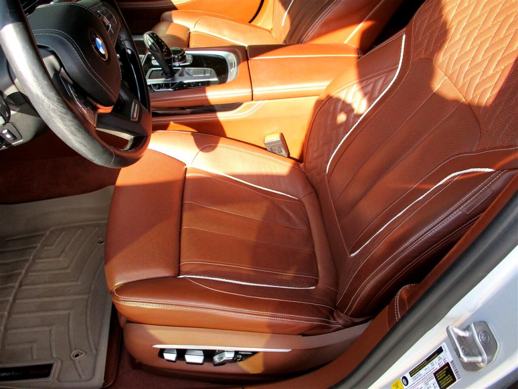 2018 BMW 7 Series Image 12