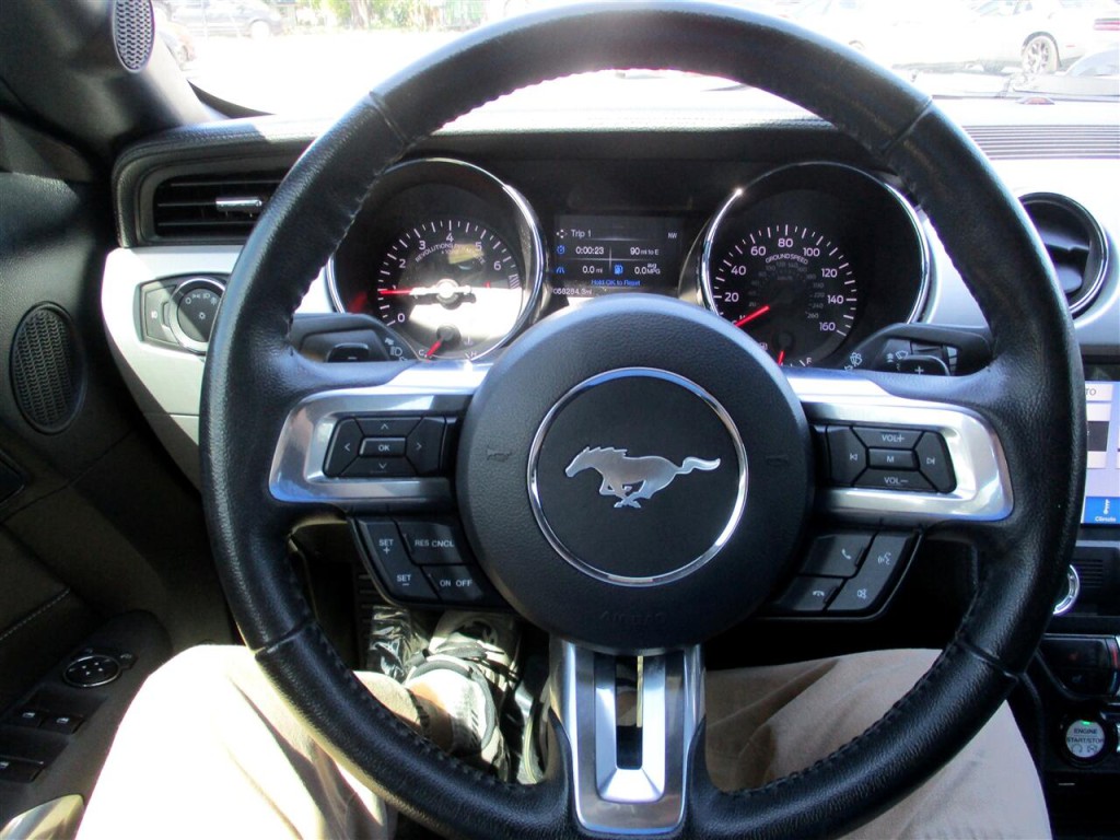 2016 Ford Mustang Image 15