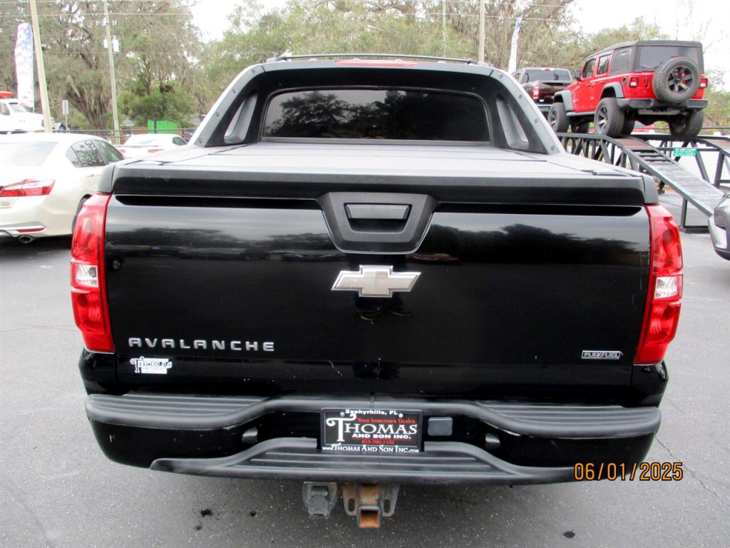 2009 Chevrolet Avalanche Image 4