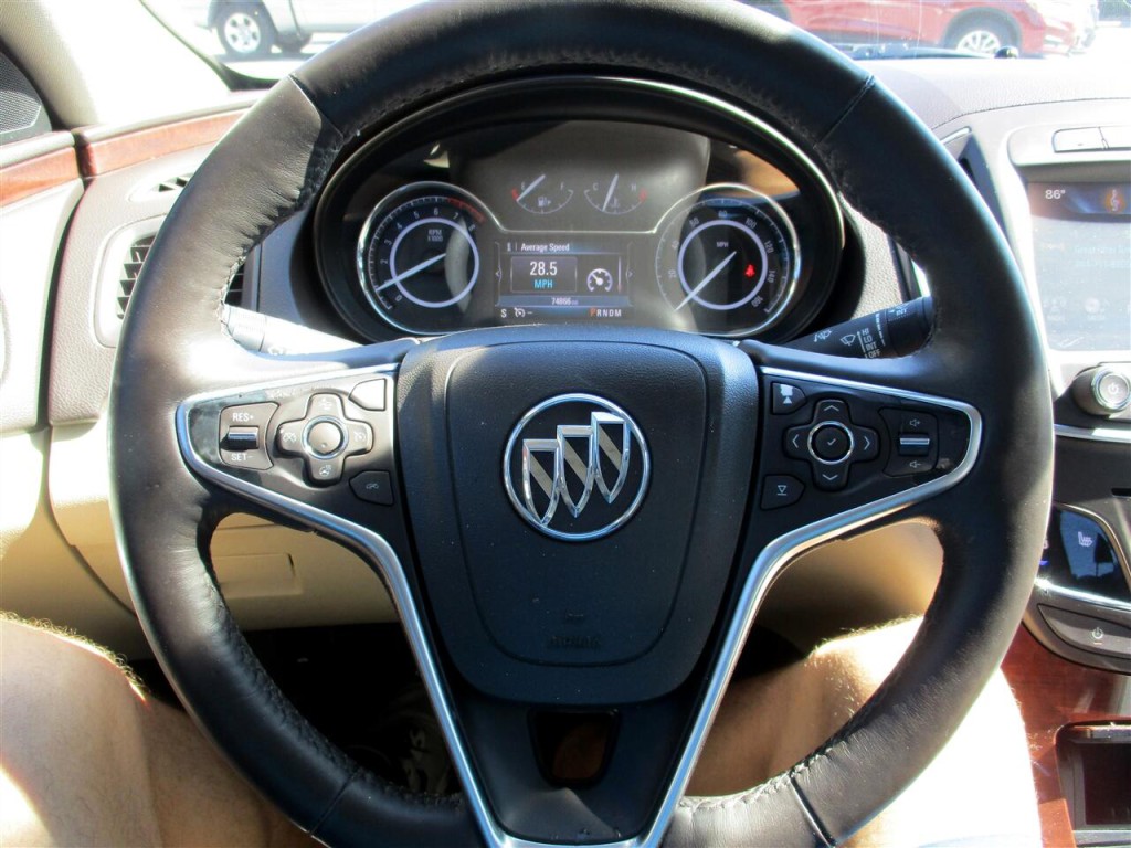 2016 Buick Regal Image 17