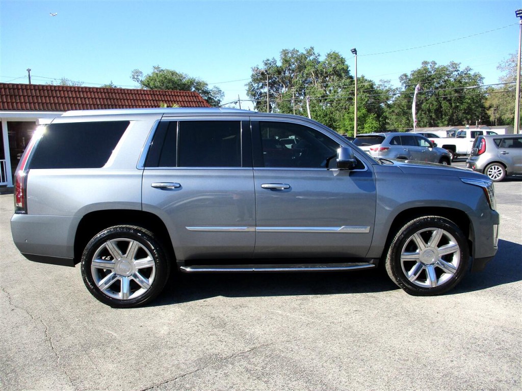 2018 Cadillac Escalade Image 6