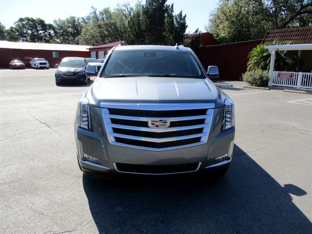 2018 Cadillac Escalade Image 8