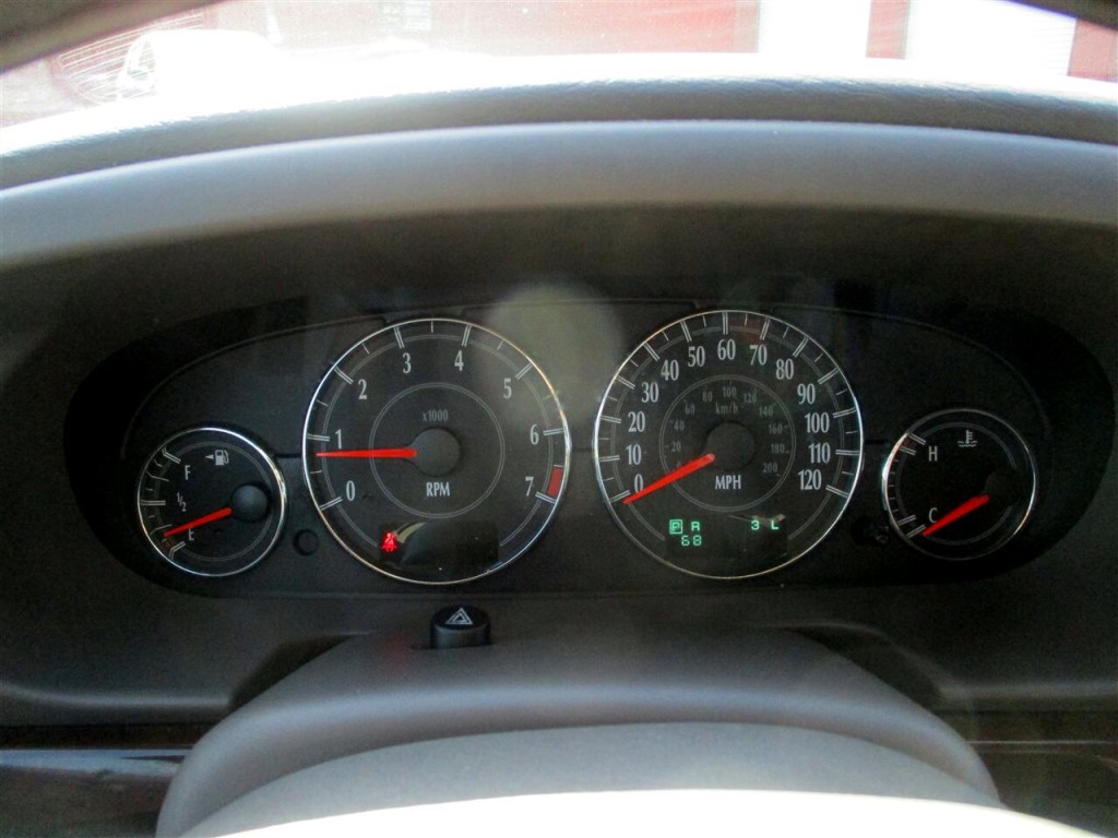 2003 Chrysler Sebring Image 12