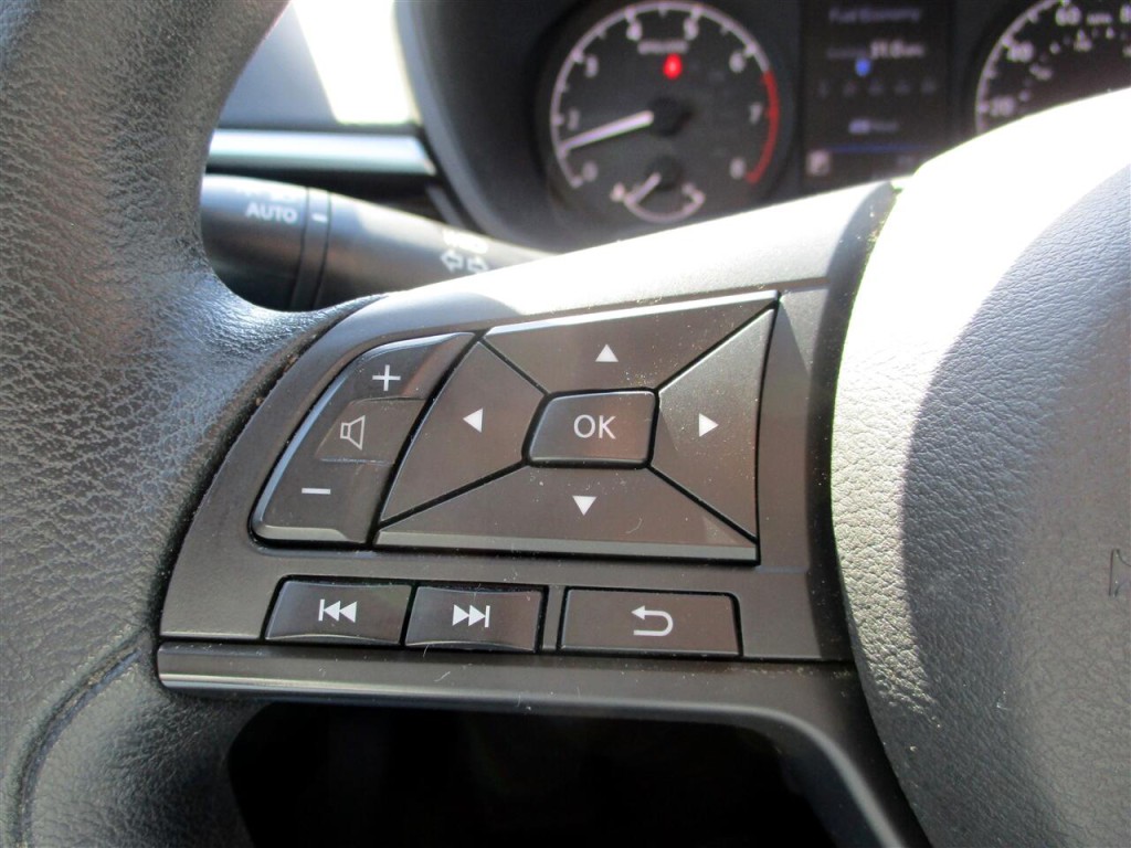 2023 Nissan Altima Image 15