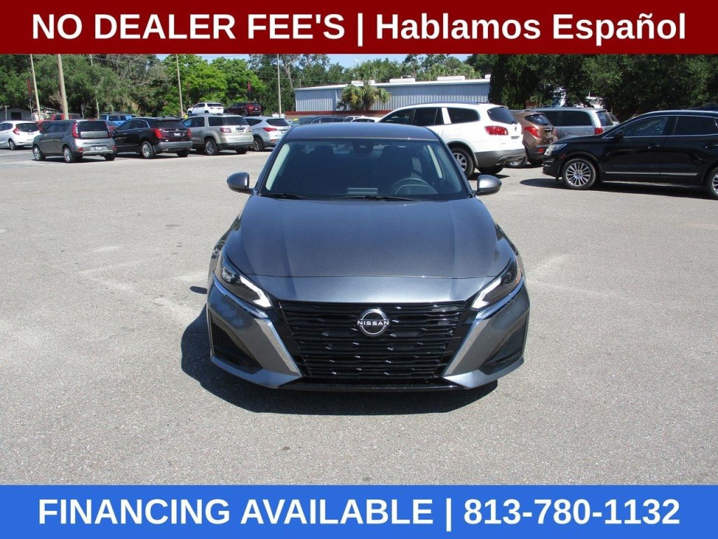 2023 Nissan Altima Image 8