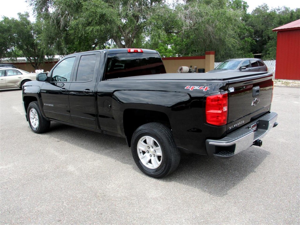 2017 Chevrolet Silverado 1500 Image 3