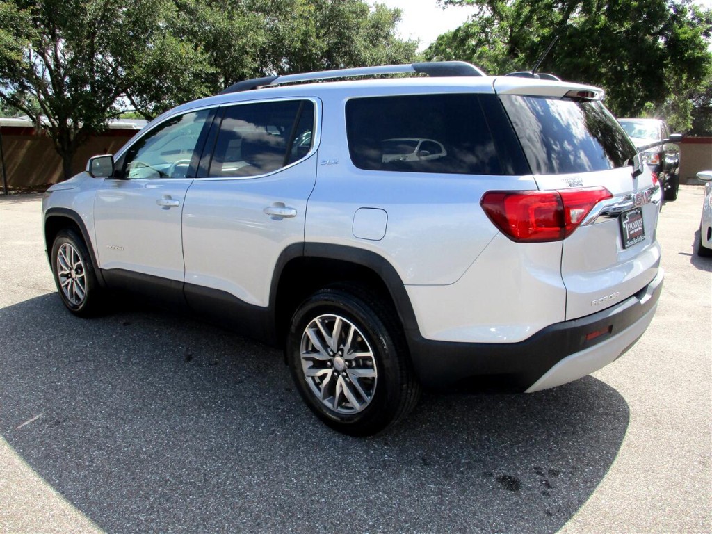 2019 GMC Acadia Image 3