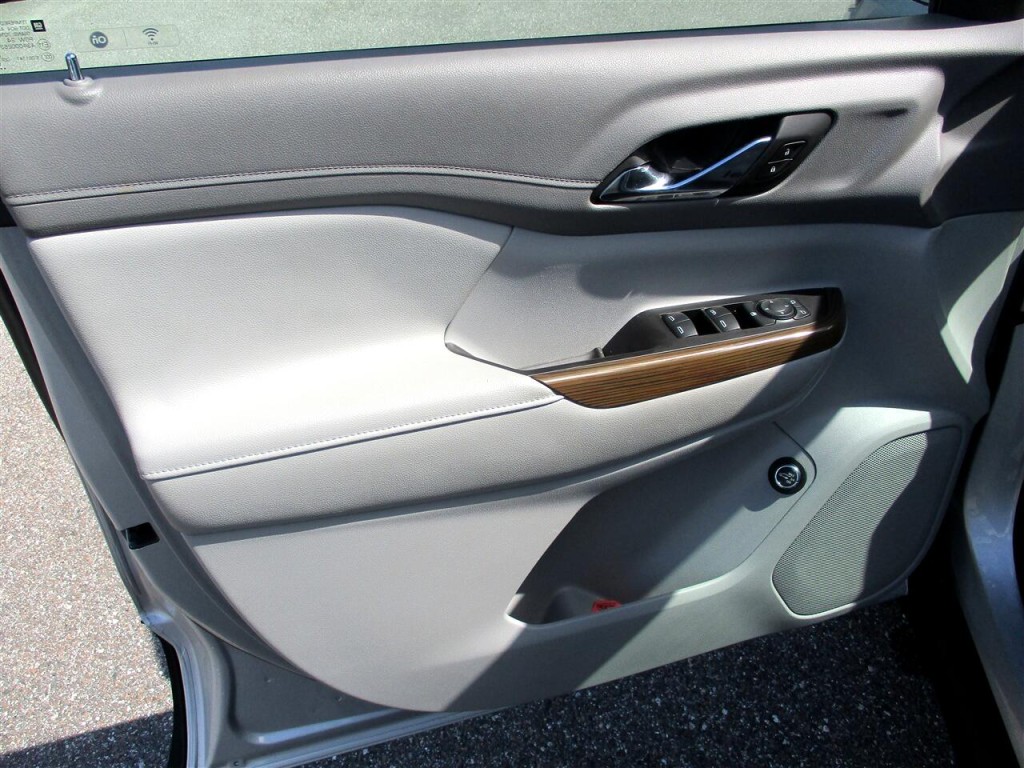 2019 GMC Acadia Image 19