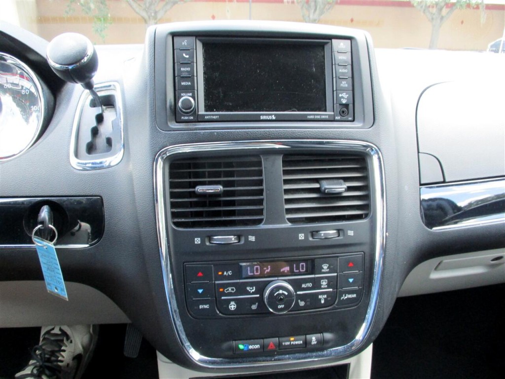 2017 Dodge Grand Caravan Image 17