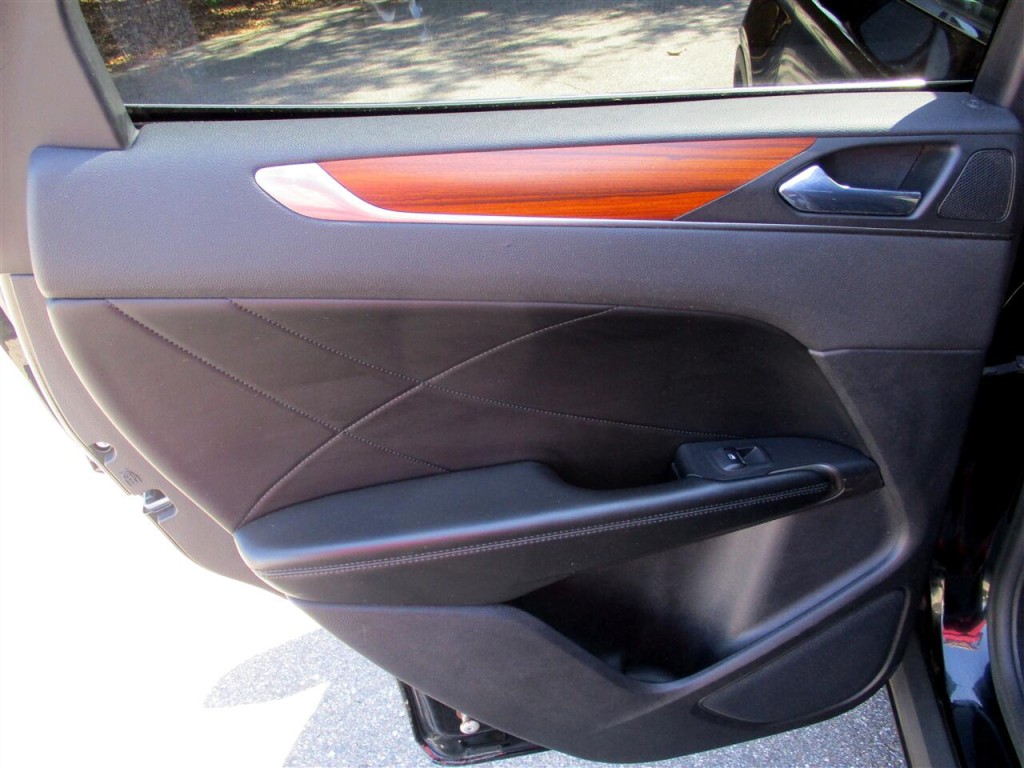2016 Lincoln MKC Image 21