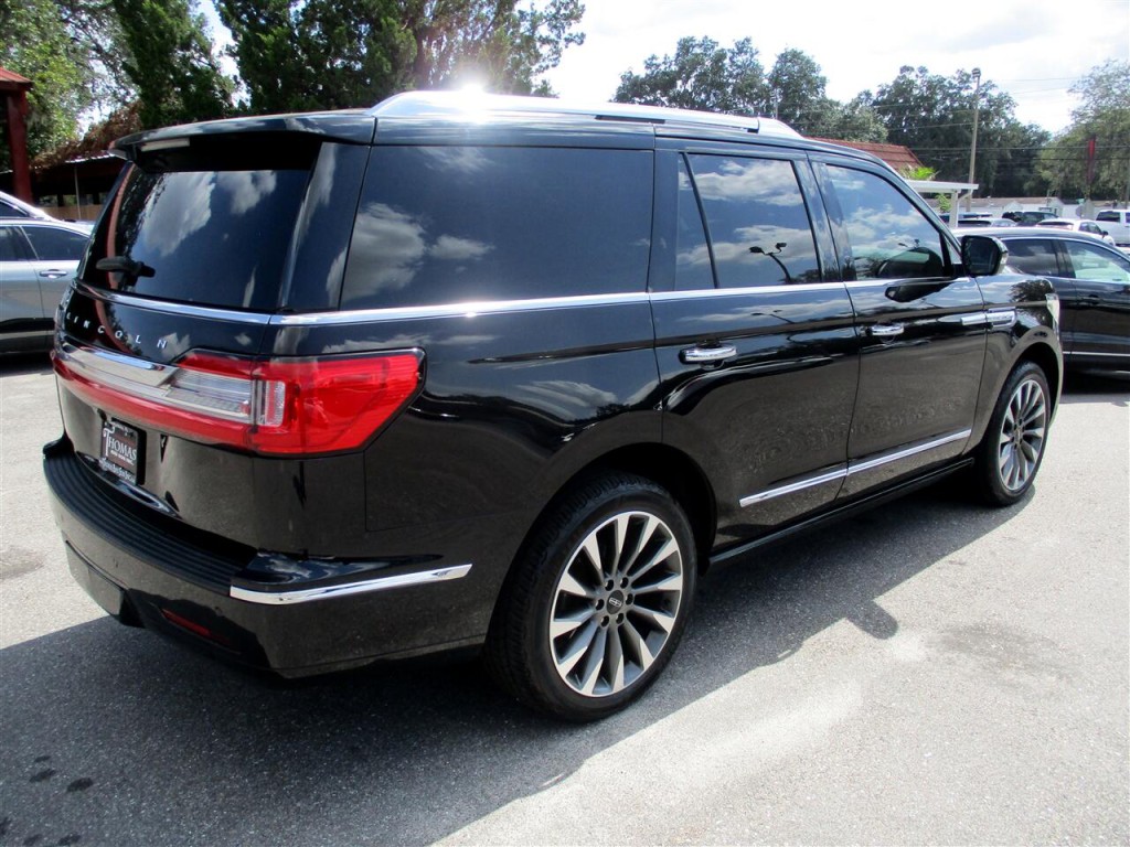 2019 Lincoln Navigator Image 5