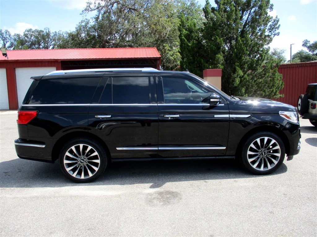 2019 Lincoln Navigator Image 6