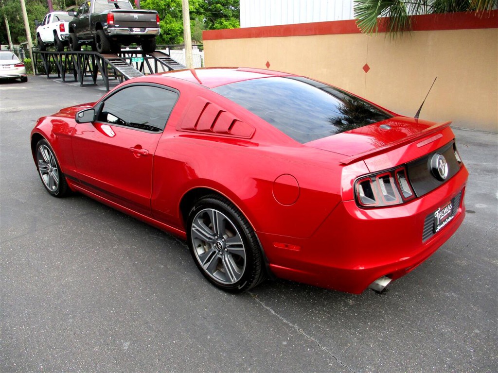 2013 Ford Mustang Image 3