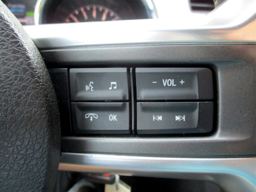 2013 Ford Mustang Image 13